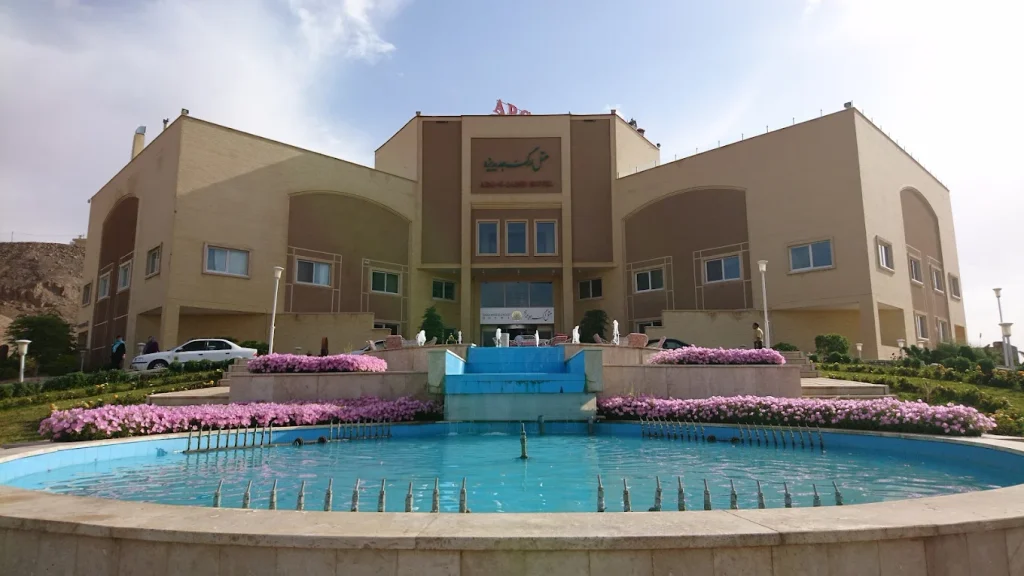 مجموعه اقامتی گردشگری ارگ جدید - در یزد کجاست